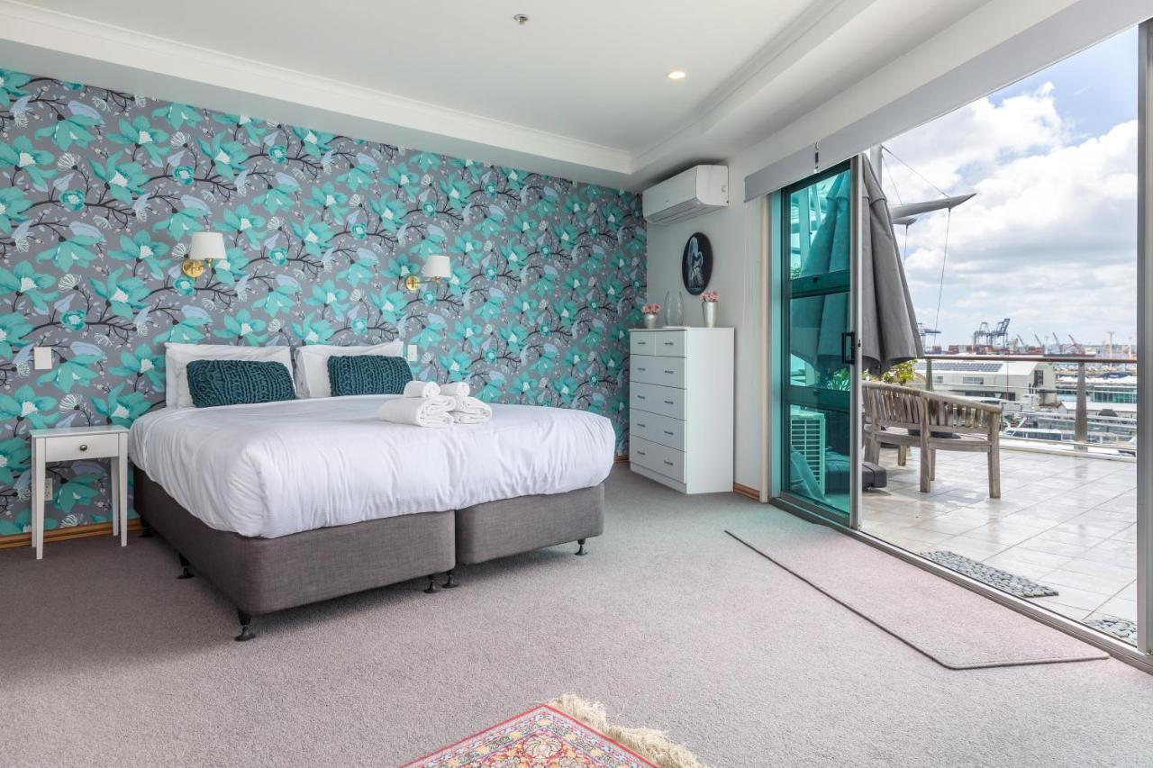 Stunning Waterfront Location With Huge Balcony! Lejlighed Auckland Eksteriør billede